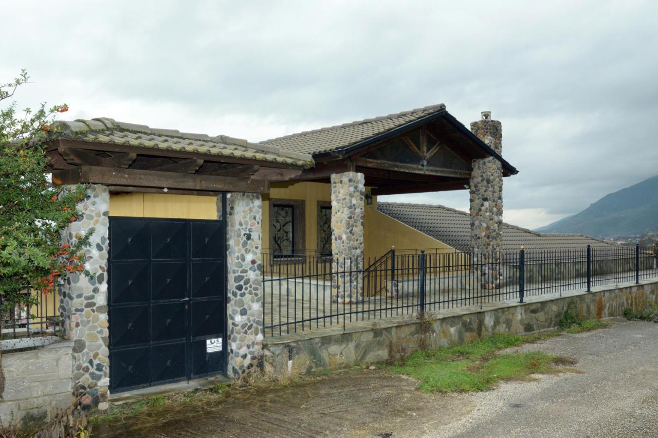 Wood And Stone Villa Ioannina Exterior foto