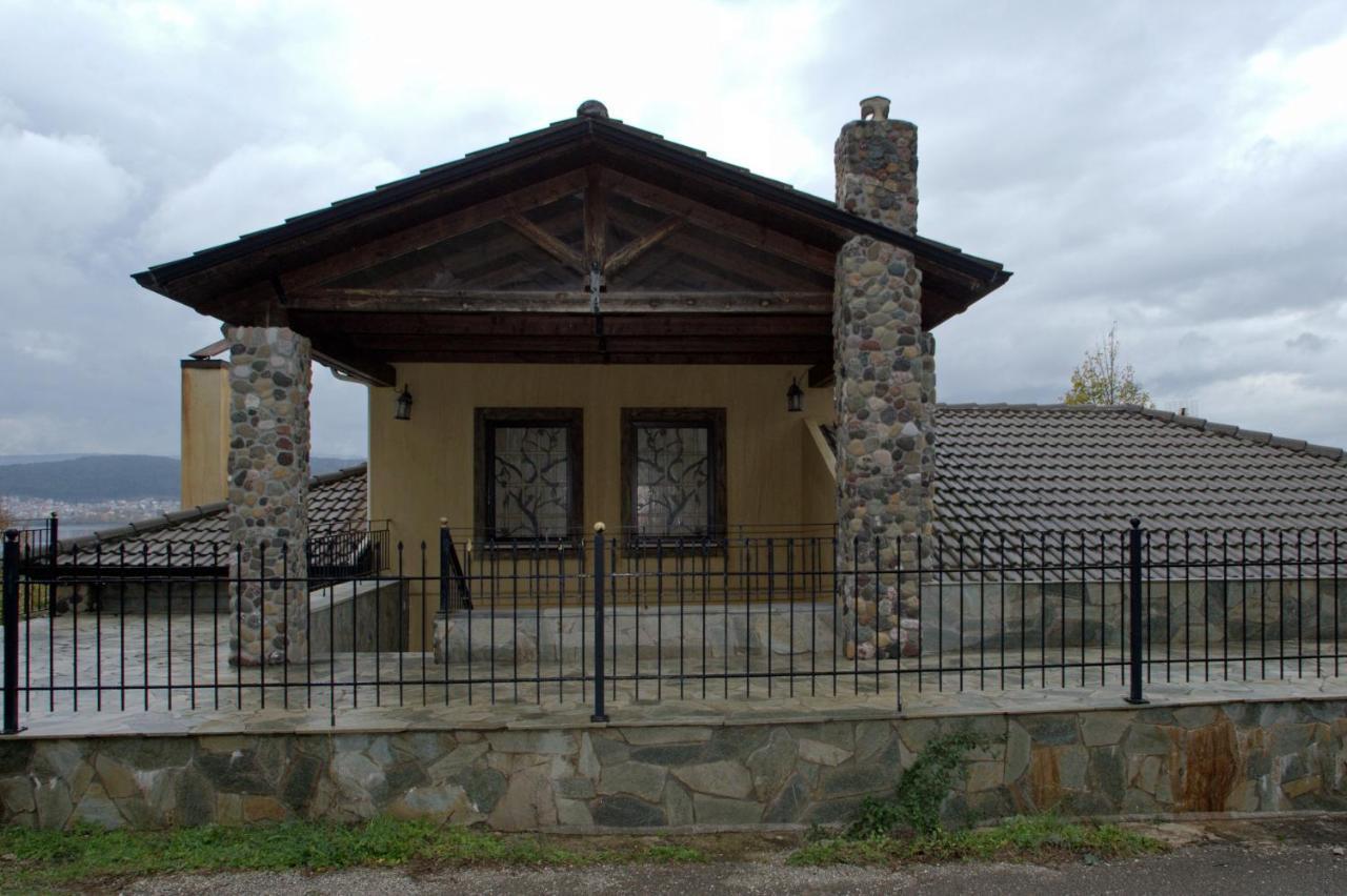 Wood And Stone Villa Ioannina Exterior foto
